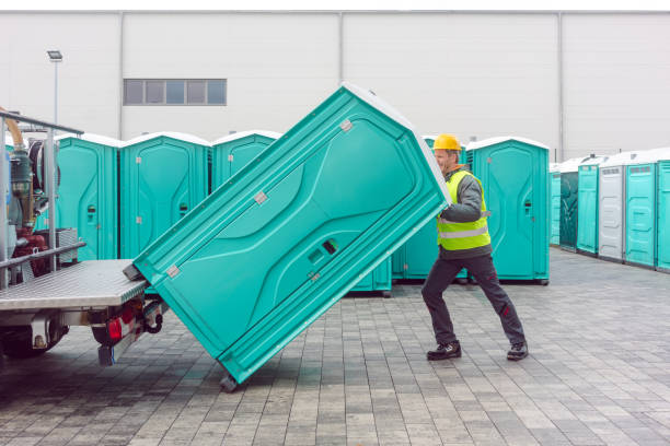 Best Porta potty rental near me  in Manistee, MI