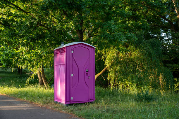 Porta potty delivery and setup in Manistee, MI